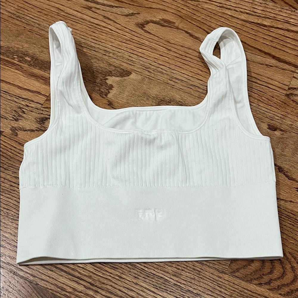 White Ribbed Crop Top - Picture 2 of 6